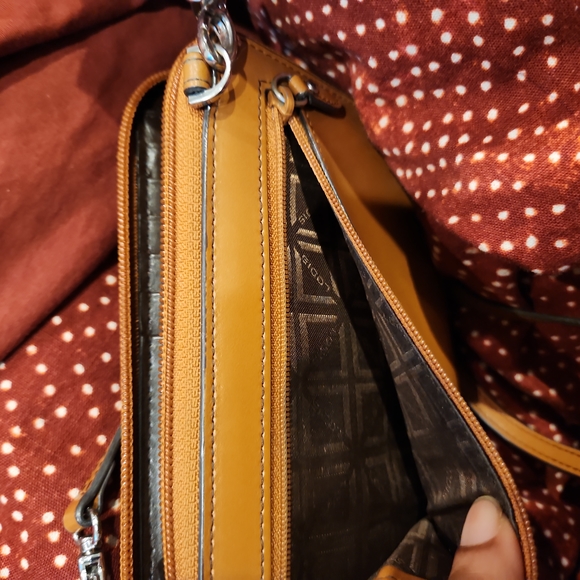 Lodis Audrey Tracy Crossbody - Picture 5 of 11